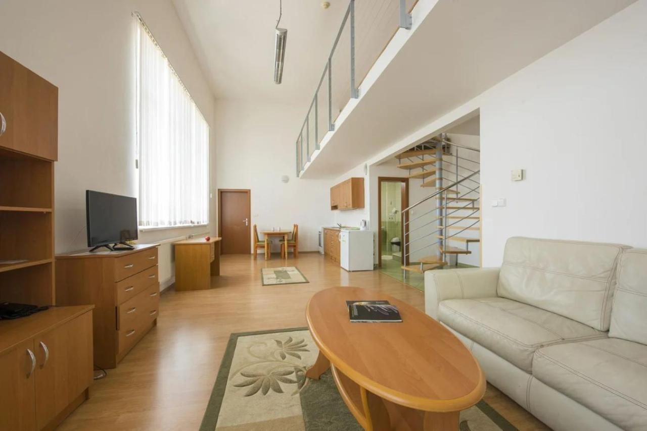 Hotel Spolcentrum Svit Εξωτερικό φωτογραφία