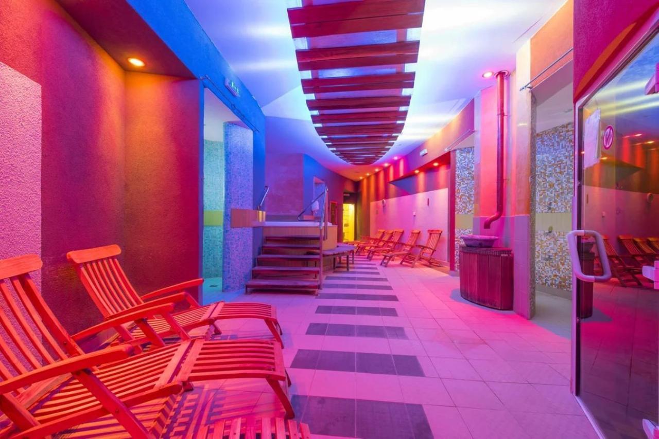 Hotel Spolcentrum Svit Εξωτερικό φωτογραφία