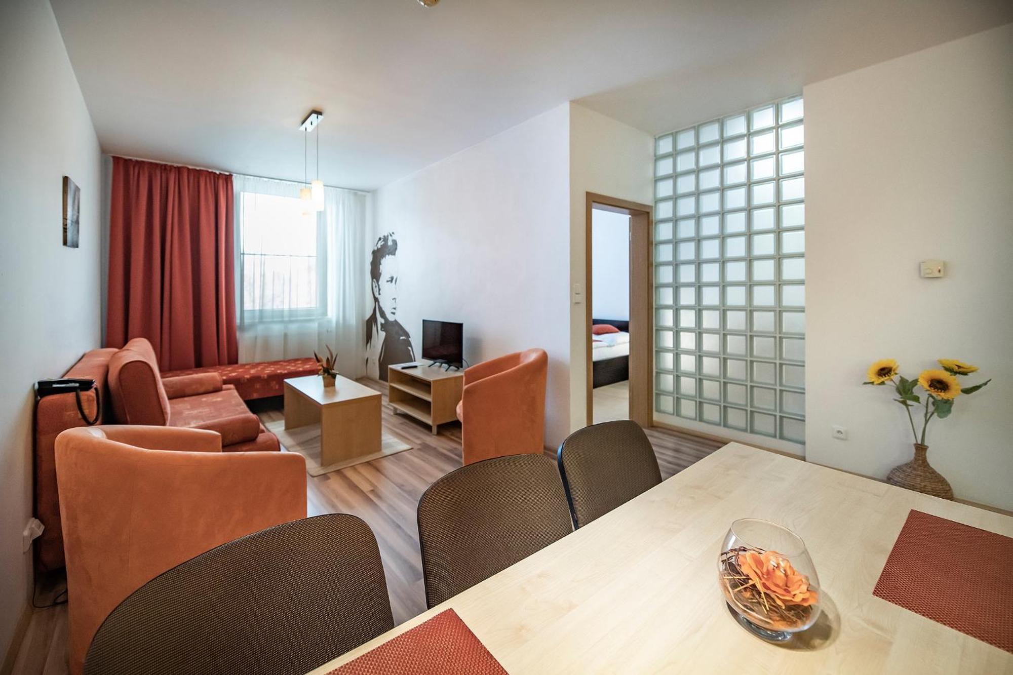 Hotel Spolcentrum Svit Εξωτερικό φωτογραφία