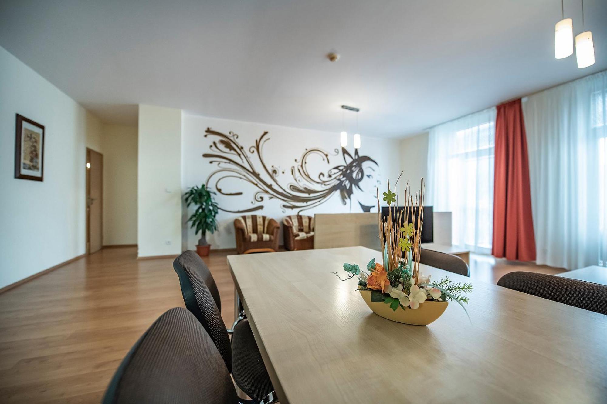 Hotel Spolcentrum Svit Εξωτερικό φωτογραφία