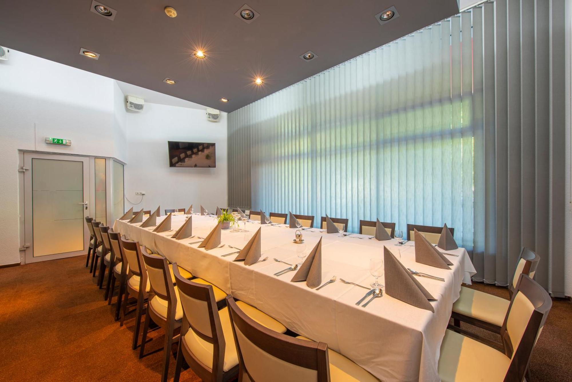 Hotel Spolcentrum Svit Εξωτερικό φωτογραφία
