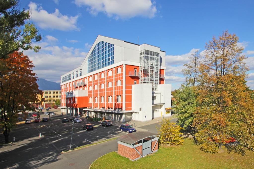 Hotel Spolcentrum Svit Εξωτερικό φωτογραφία